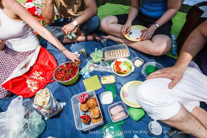 śniadania na trawie 03